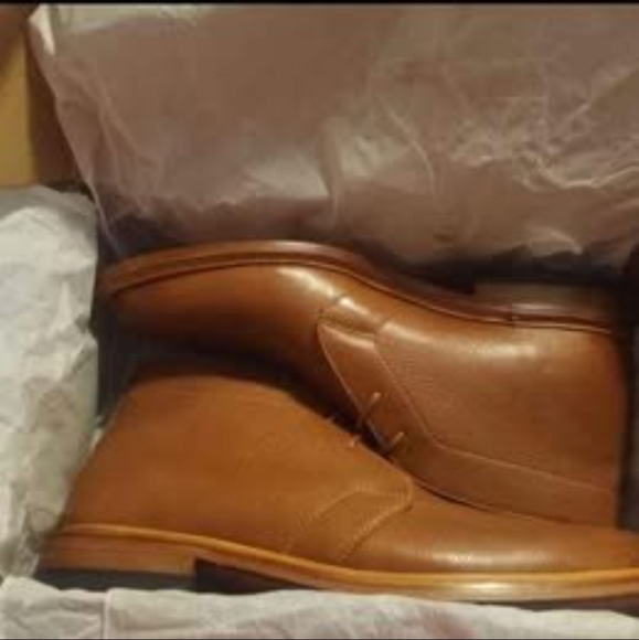Bostonian (Clarks) Brown Leather Short Boots - Picture 2 of 5